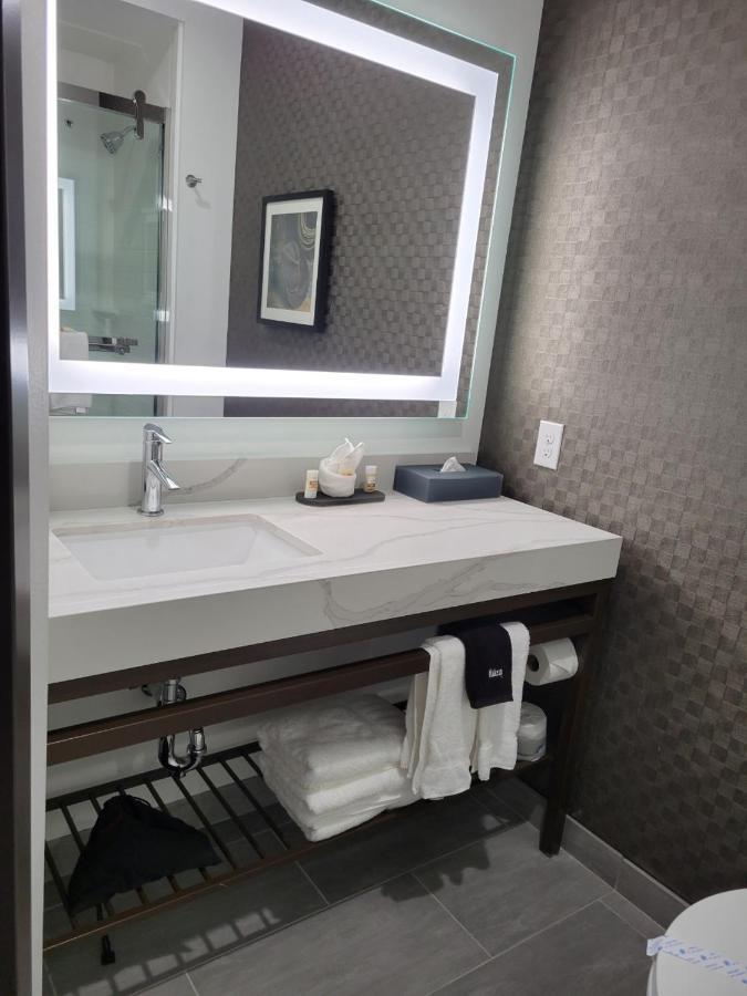 La Quinta Inn & Suites By Wyndham Terrell Esterno foto