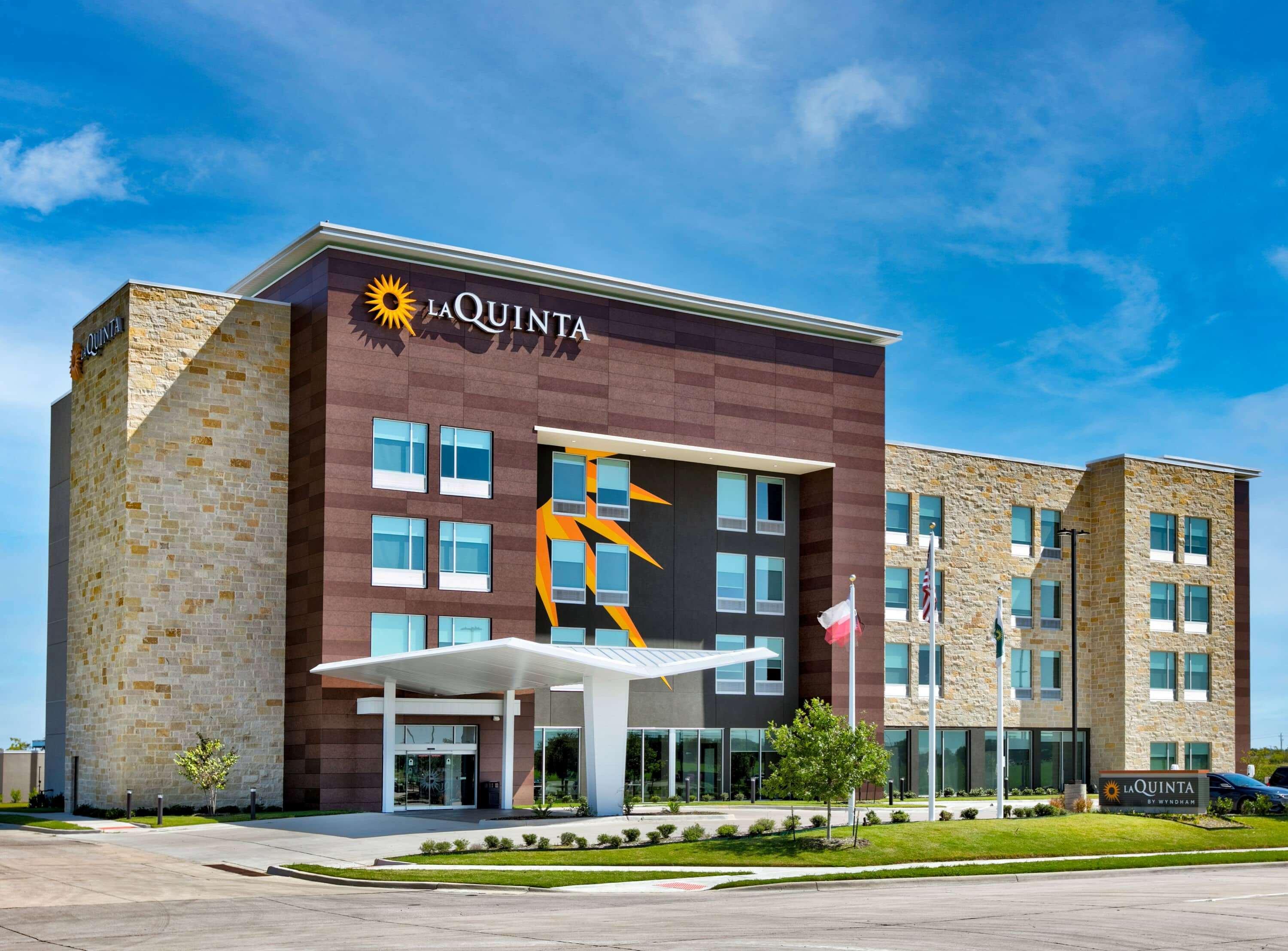 La Quinta Inn & Suites By Wyndham Terrell Esterno foto