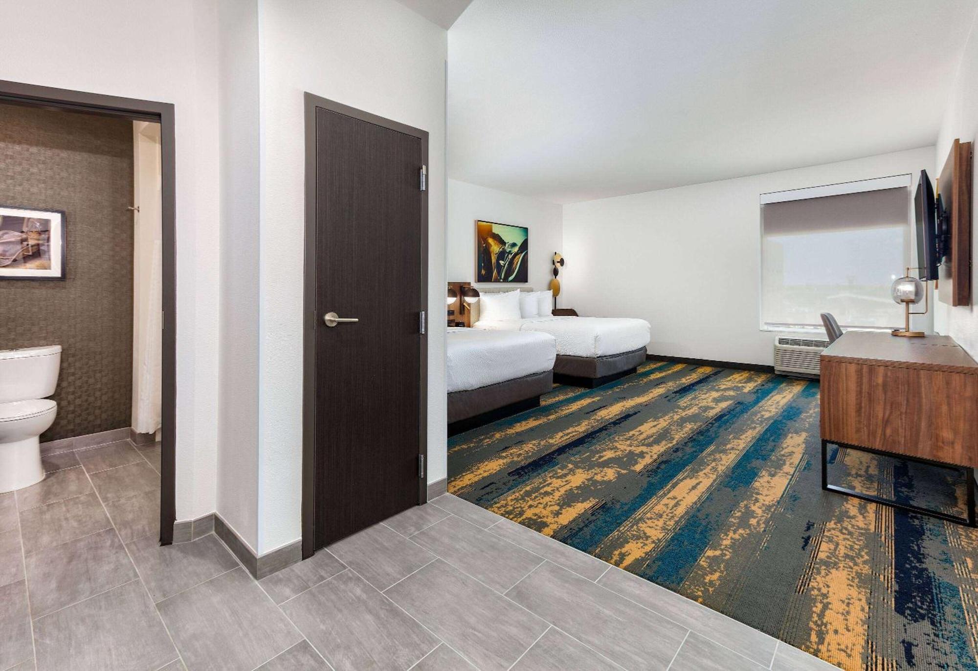 La Quinta Inn & Suites By Wyndham Terrell Esterno foto