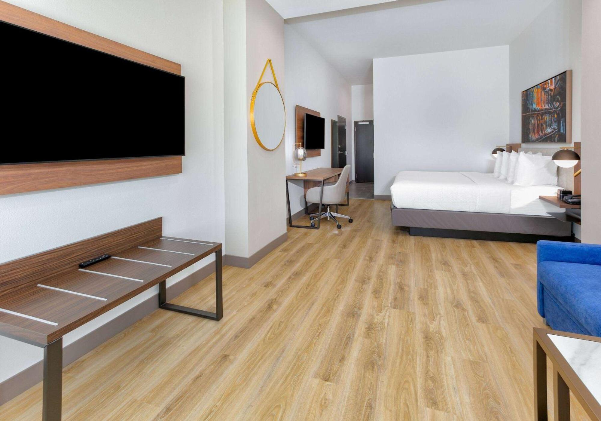 La Quinta Inn & Suites By Wyndham Terrell Esterno foto